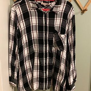 Button down Flannel with pocket